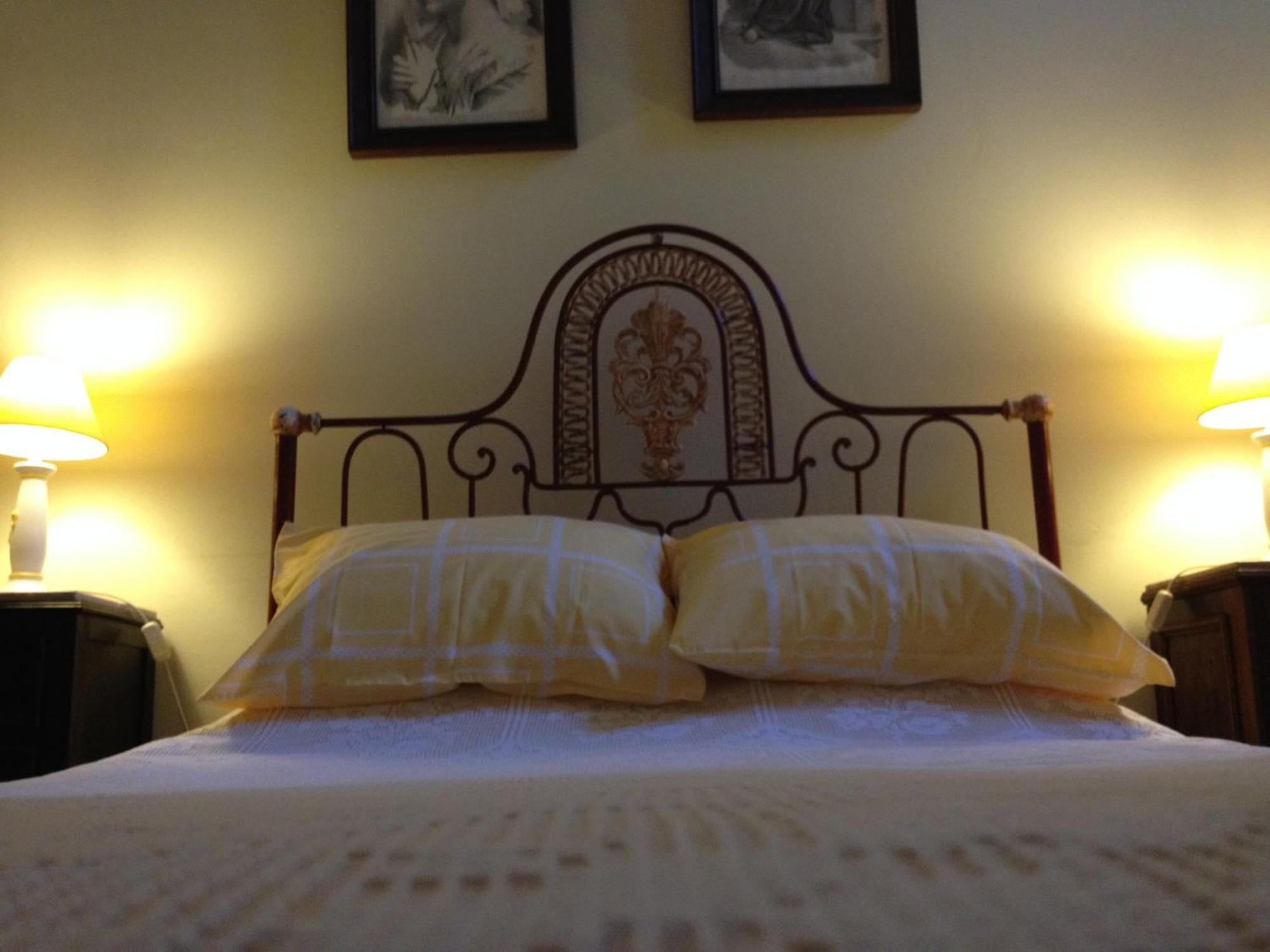 Casa Da Tia Guida Bed and Breakfast Golegã Δωμάτιο φωτογραφία